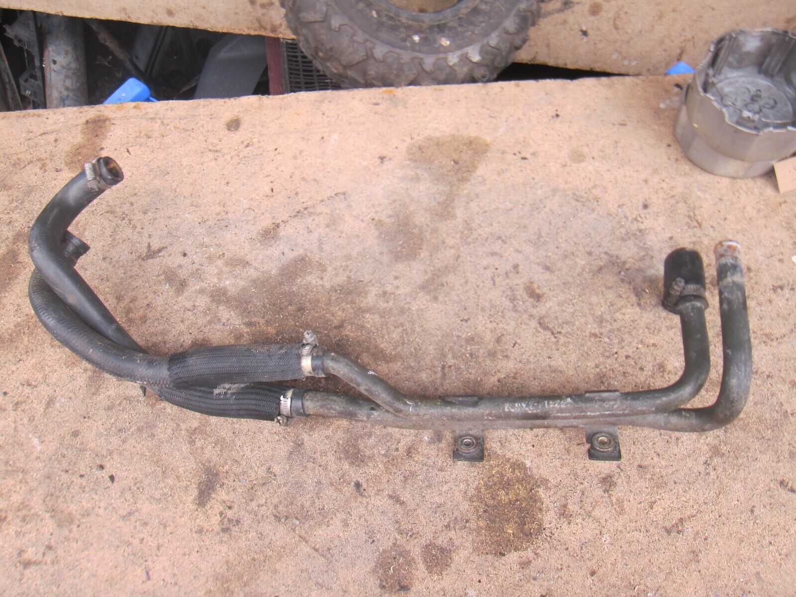 2003 NISSAN NAVARA D22. 2.5 3.0 ZD30 COOLANT PIPES