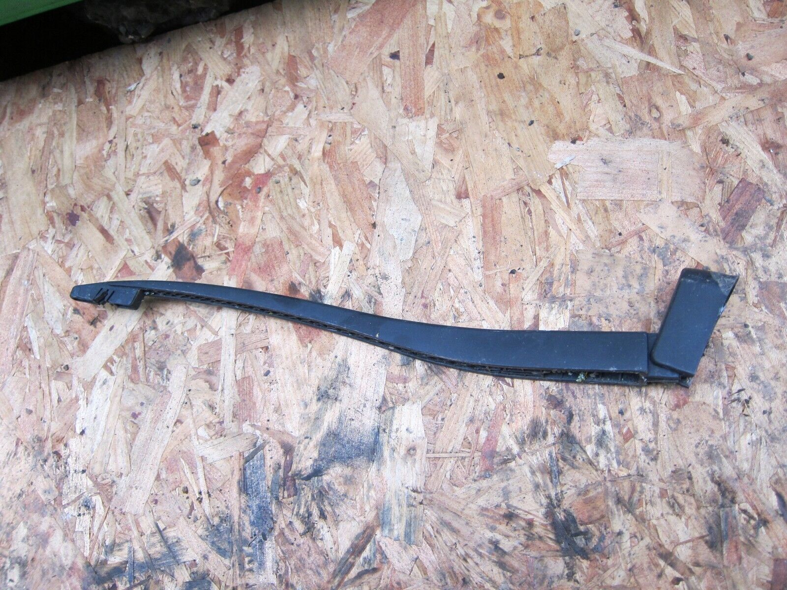 VAUXHALL ASTRA MK4 G. REAR WIPER ARM