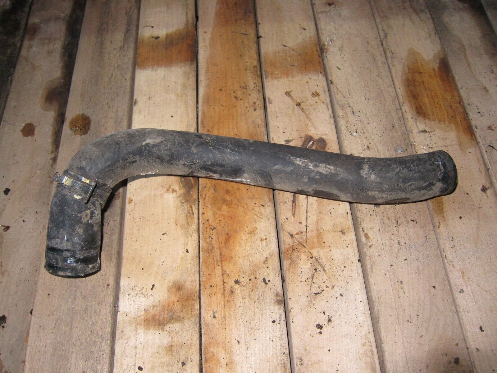 2002 FORD RANGER MK1 2.5 DIESEL MANUAL. COOLANT PIPE