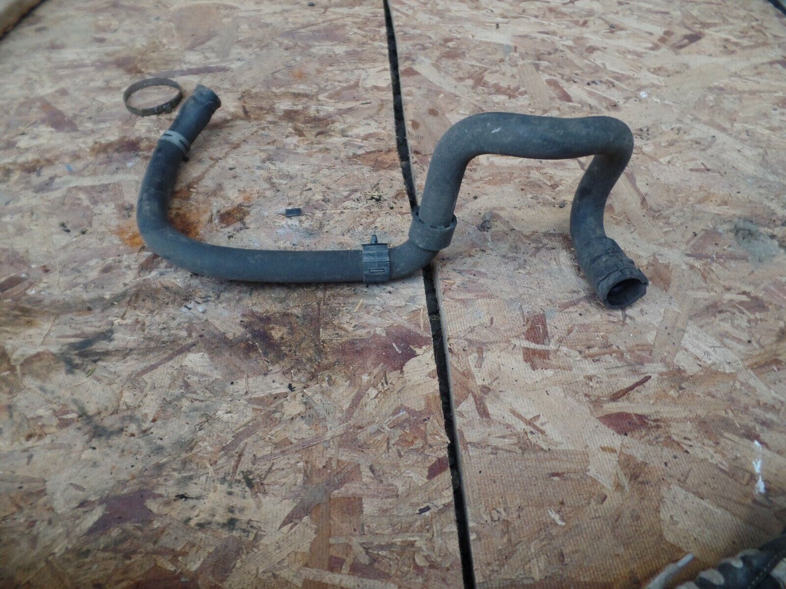 VAUXHALL ASTRA H ZAFIRA 1.8 PETROL COOLANT PIPE