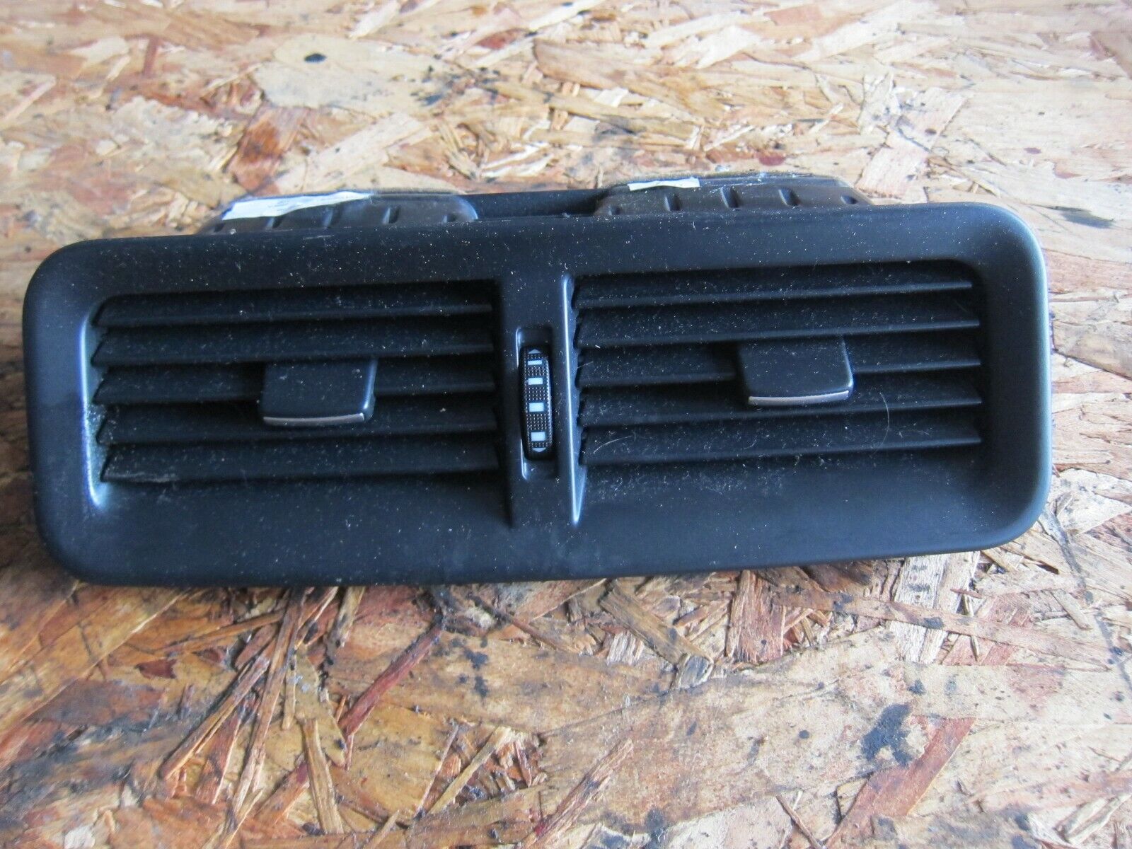 2011 RANGE ROVER VOGUE L322. TWIN AIR BLOWER VENTS