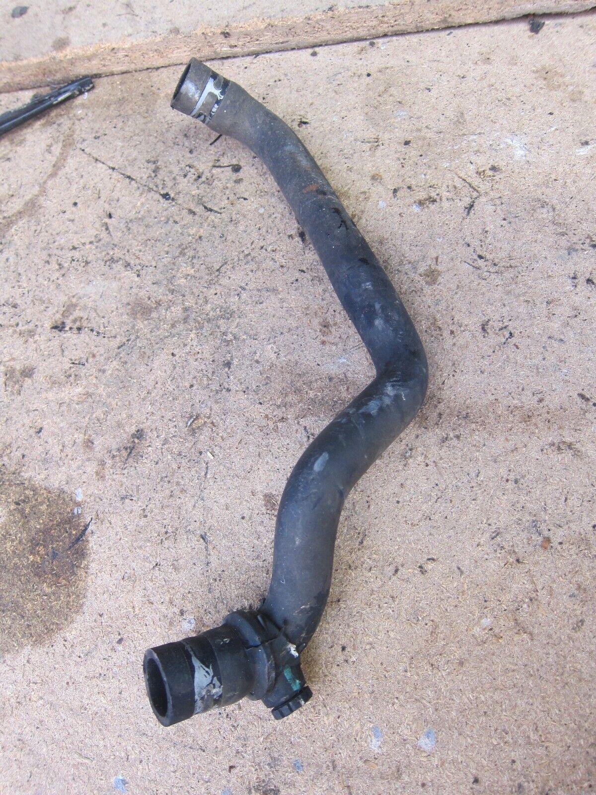 2003 MINI R52 1.6 PETROL. COOLANT PIPE