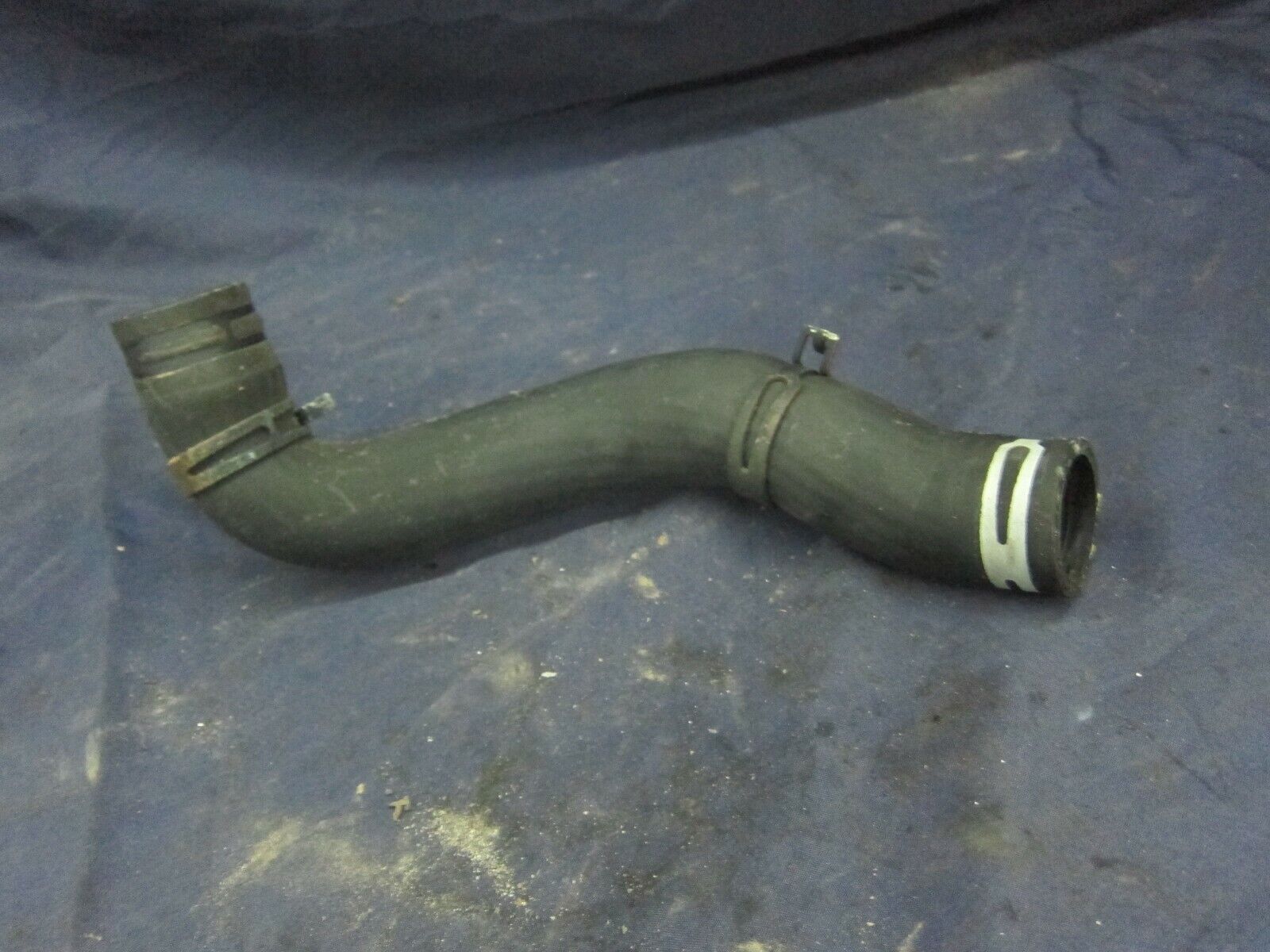 JAGUAR XJ8 3.2 V8 PETROL AUTOMATIC. COOLANT PIPE