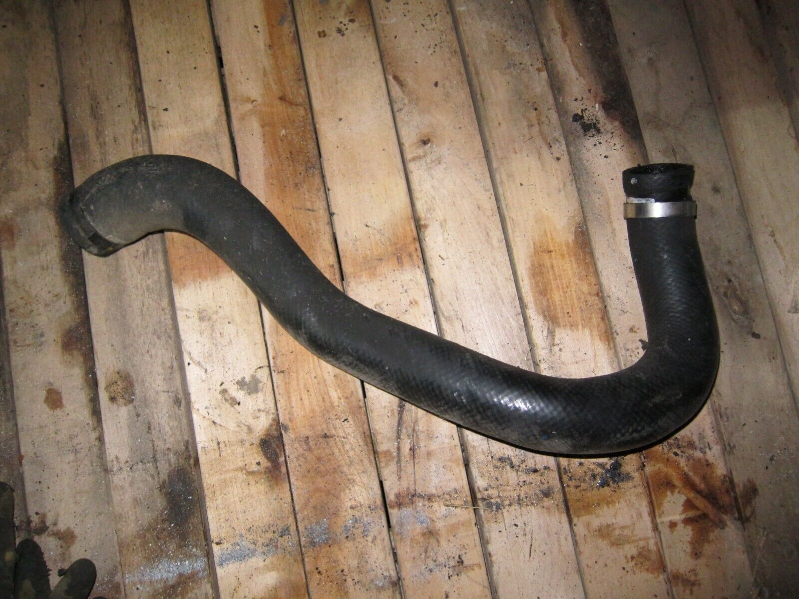 2002 FORD RANGER MK1 2.5 DIESEL MANUAL. COOLANT PIPE