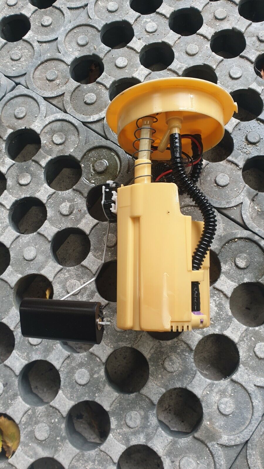 Mini Countryman 2014 R60 1.6 D – Fuel Pump