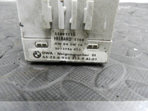 143. 2003 BMW E46 318Ci CONVERTIBLE 6923215 ALARM INCLINATION SENSOR CONTROL ECU - Image 2